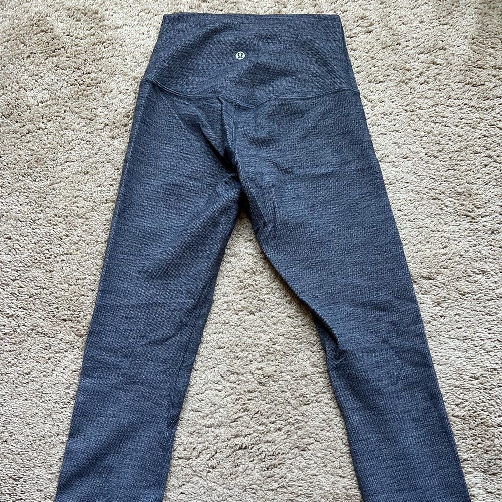 Lululemon size 4 align pants